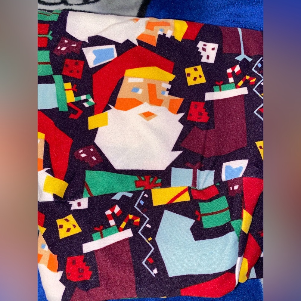 Gently used LulaRoe OS Leggings